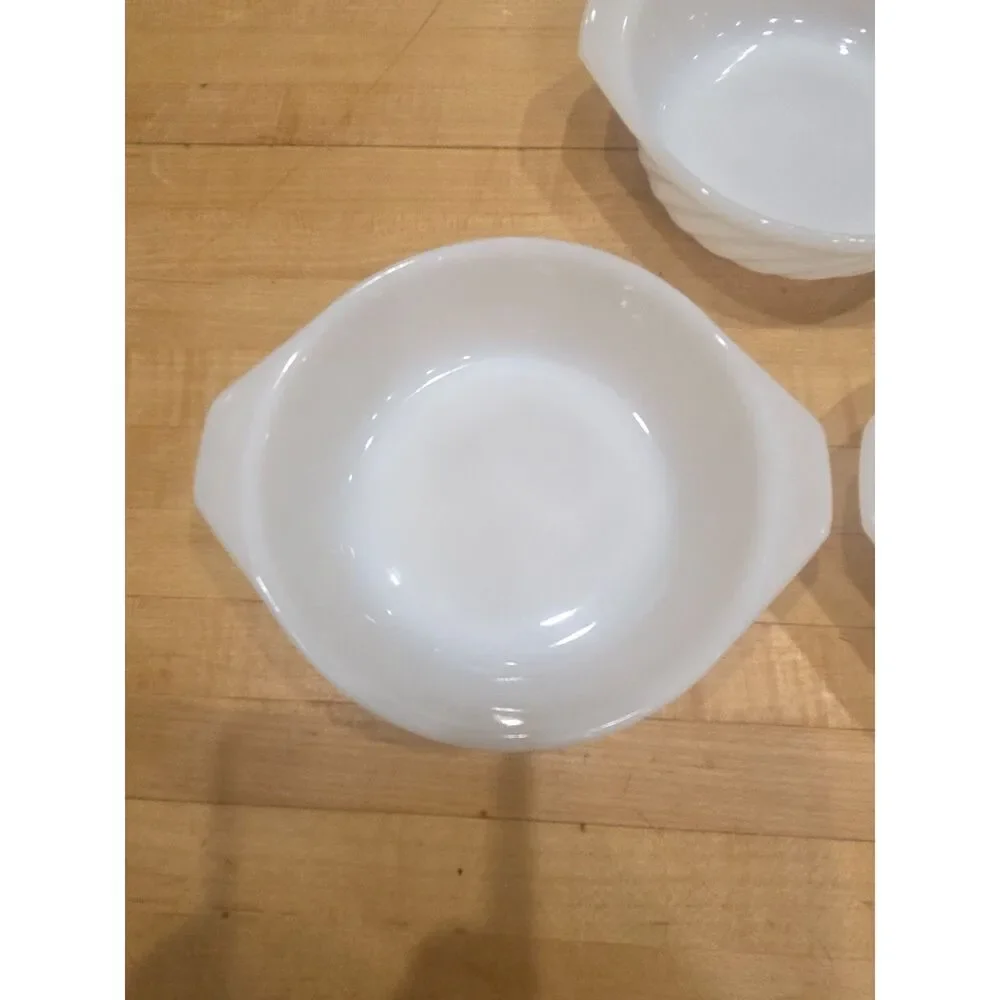 Vintage Anchor Hocking Fire-King White Milk Glass Swirl Cereal Lug Bowls Set 3